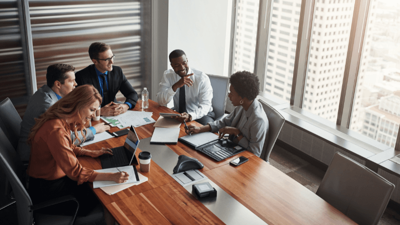 Bráulio Henrique Dias Viana analisa as tendências que estão redesenhando a consultoria empresarial e abrindo novas oportunidades no mercado brasileiro.