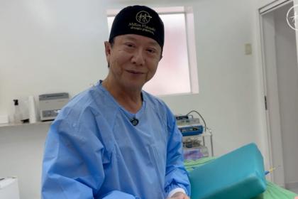 Milton Seigi Hayashi detalha os melhores procedimentos para suavizar o bigode chinês e recuperar a firmeza facial.